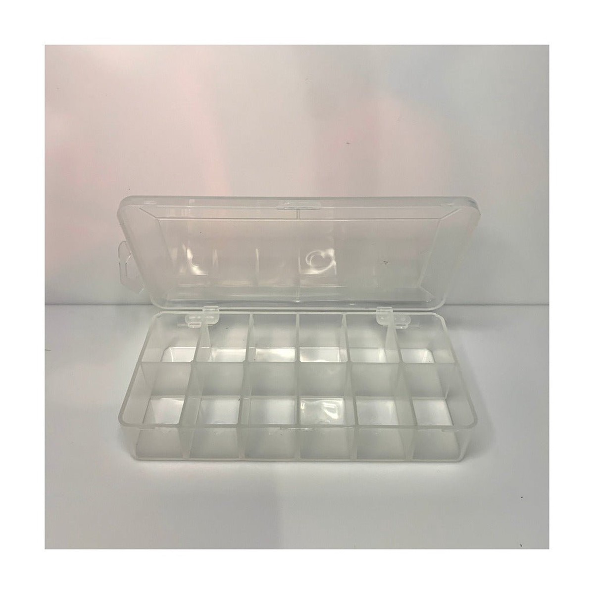 12 Compartment Drilled Dubbing Box